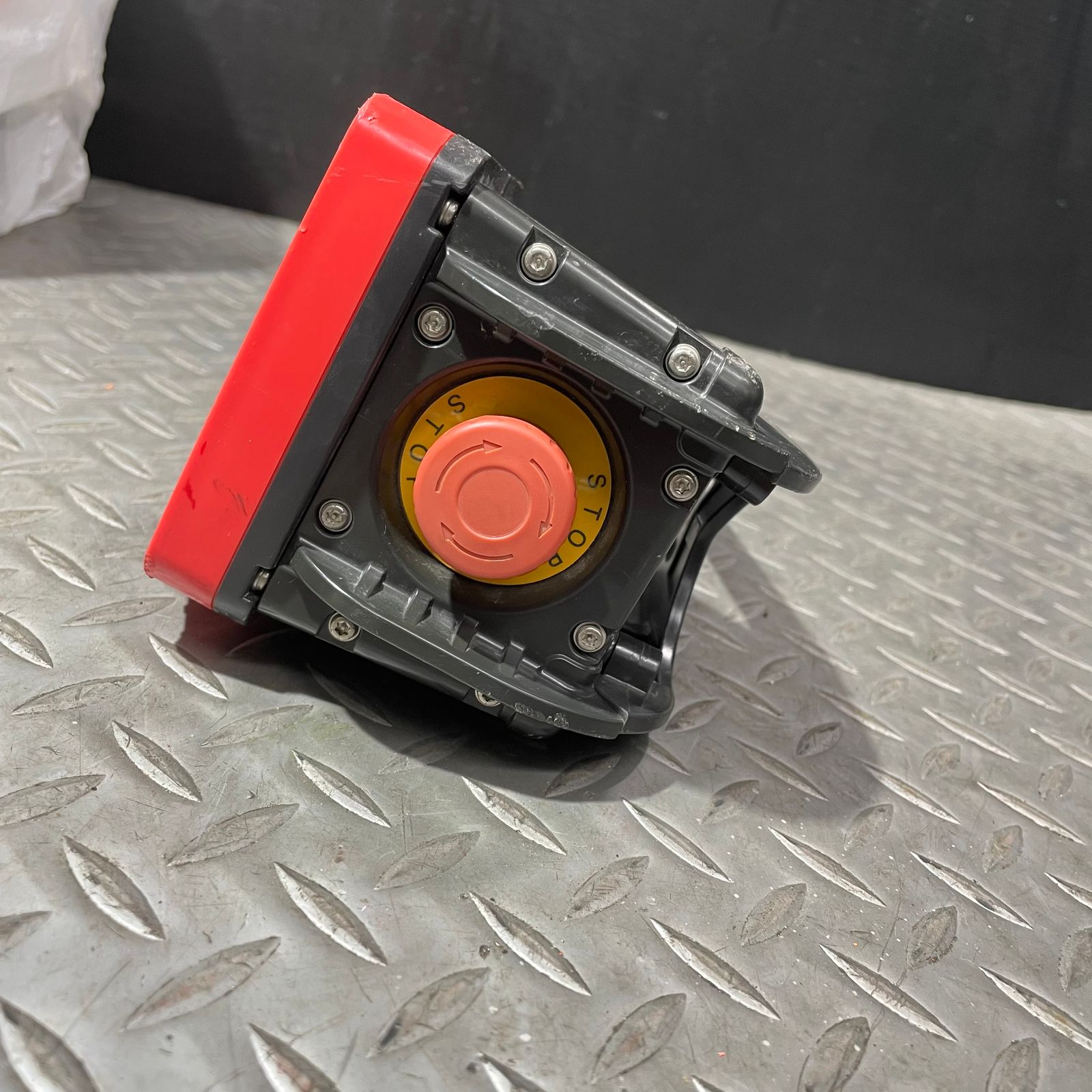 〇古河 ユニック UNIC リモコン 送信機 RCM -512J【草加店】 - メルカリ
