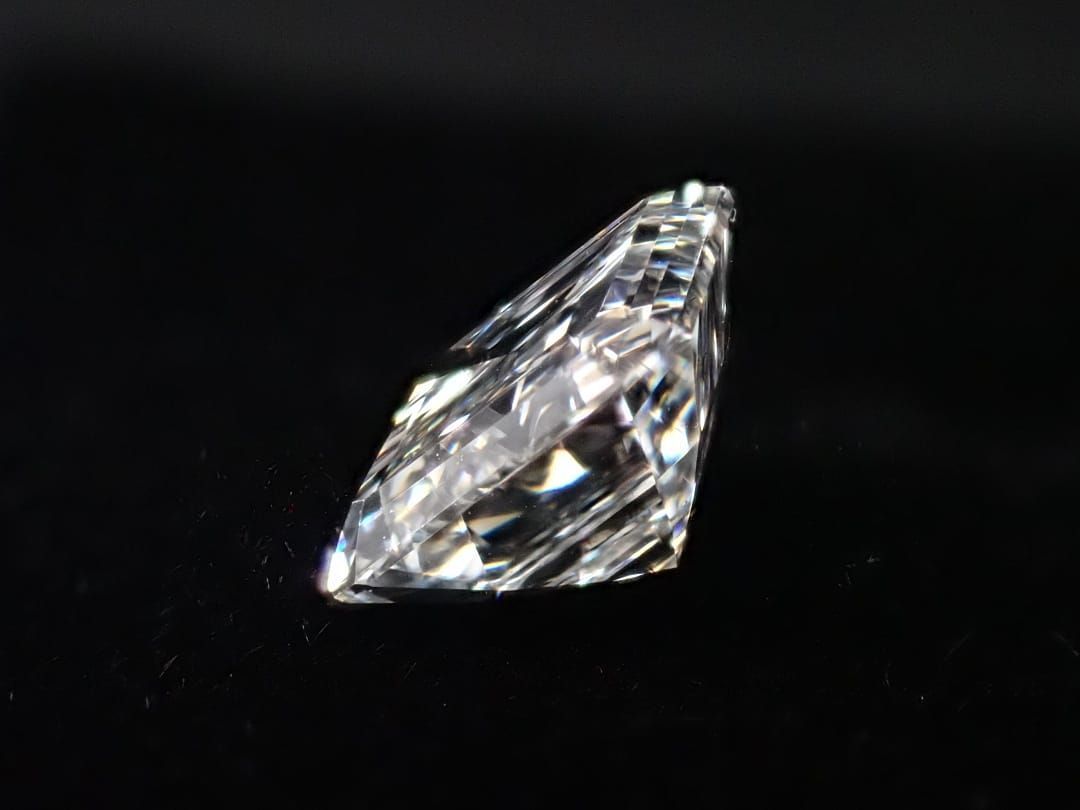 1.054ct H
