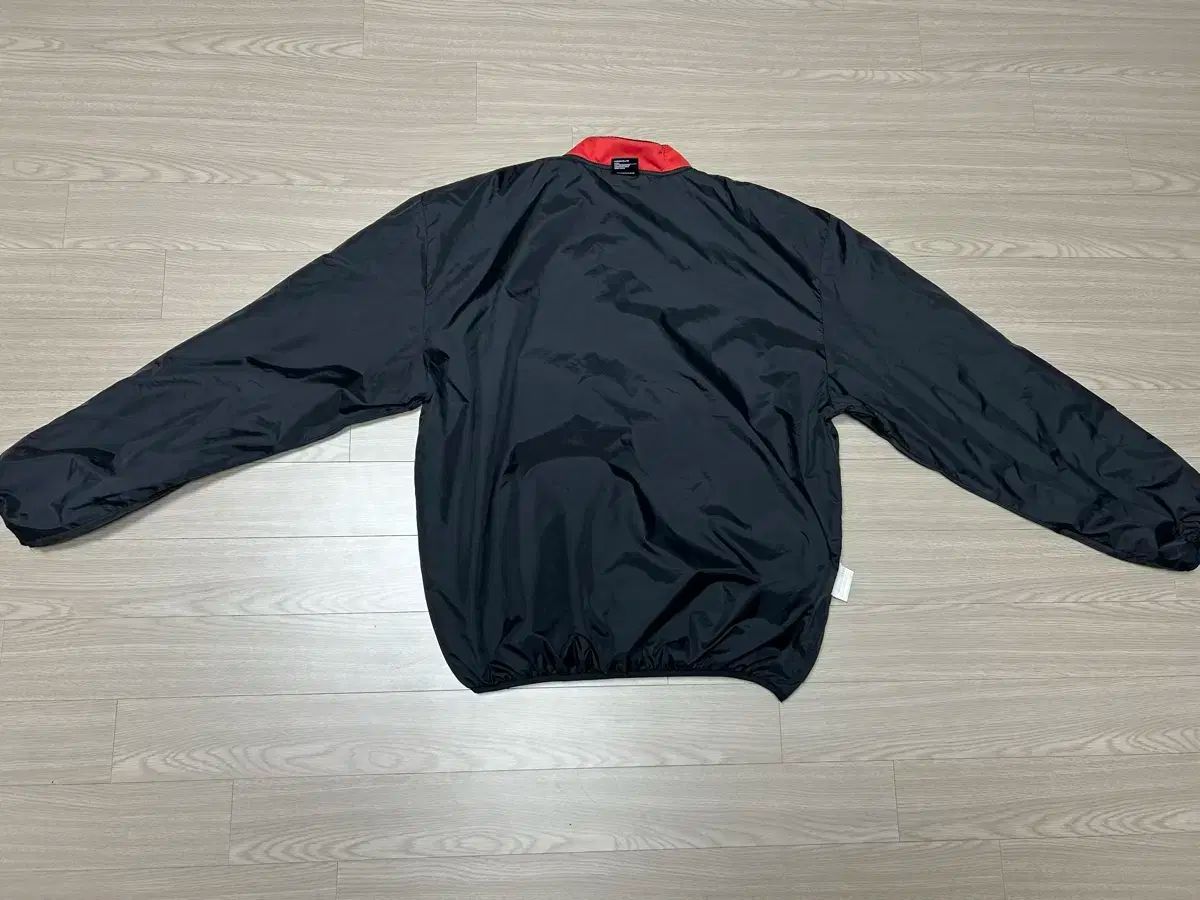 トレーニング トップス