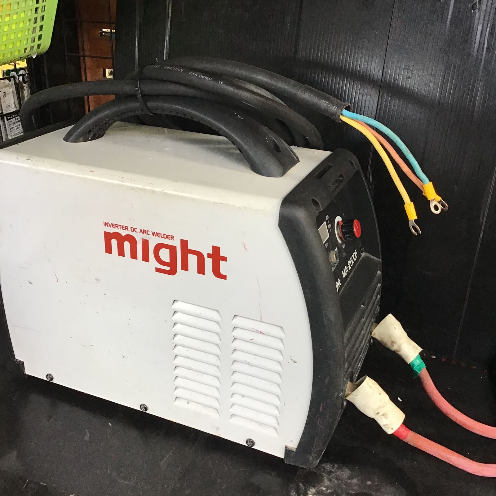 未使用 マイト工業 デジタル直流溶接機 MA-250DF 大工道具