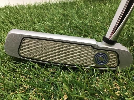 オデッセイ パター VERSA SABERTOOTH 33インチ パターカバー付