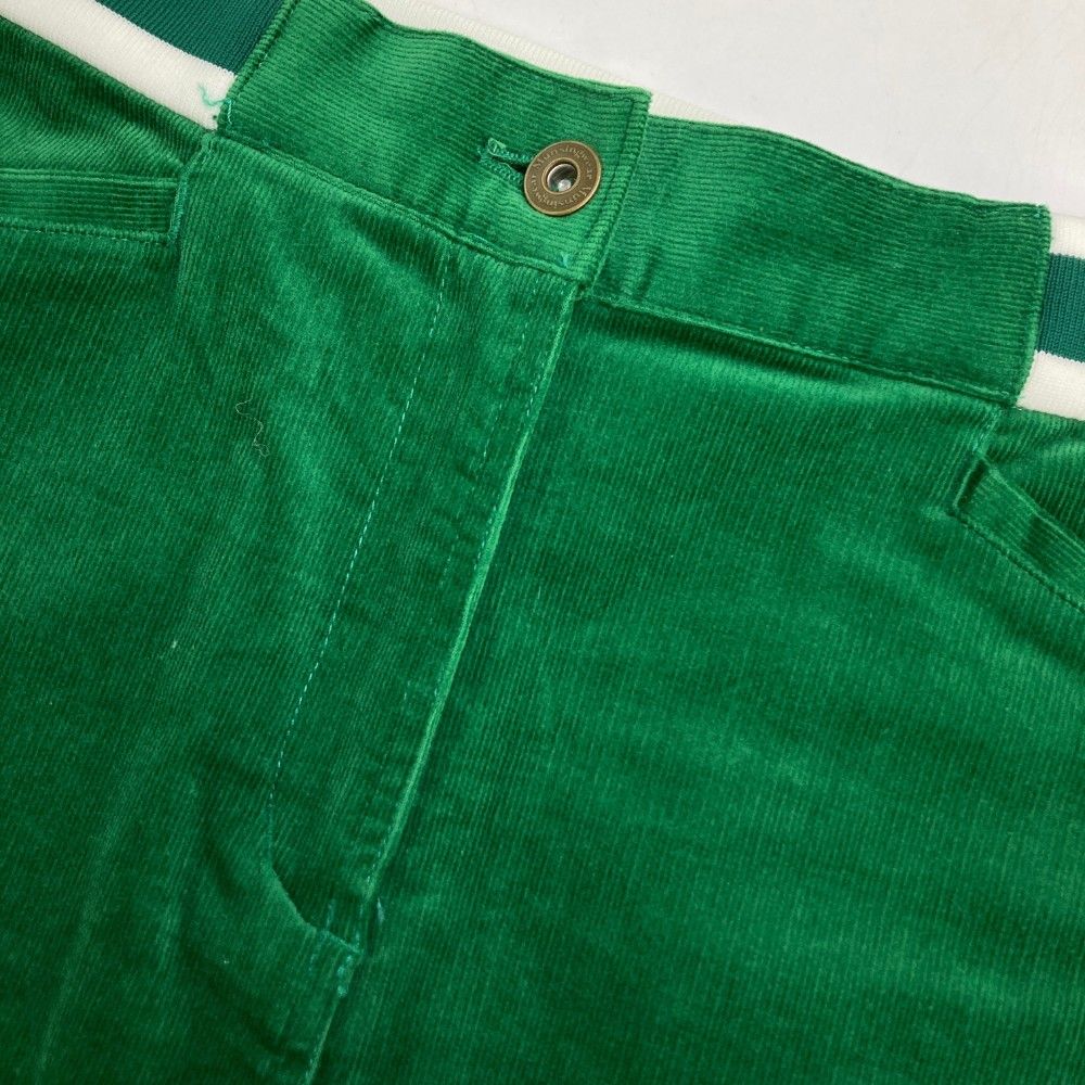 マンシングウエア　緑色　コーデュロイスカート　グリーン サイズ：M MUNSING WEAR マンシングウェア コーデュロイ