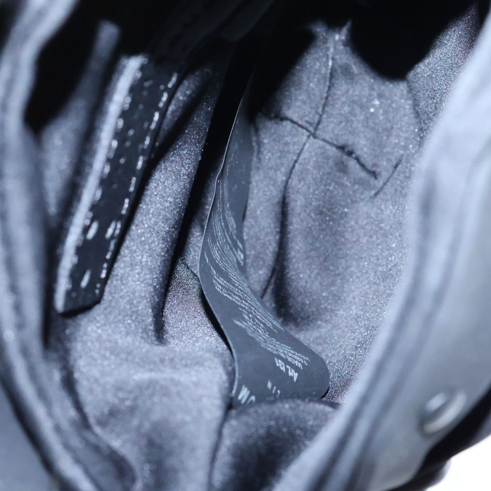 INNERRAUM ファンケース　ショルダーバッグ　希少 INNERRAUM ファンケース ショルダーバッグ 希少 メンズ