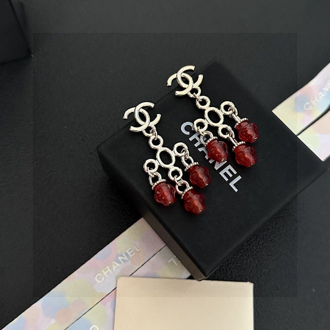 今日特価】CHANEL ヴィンテージ ダブル C イヤリング 送料無料！在庫 