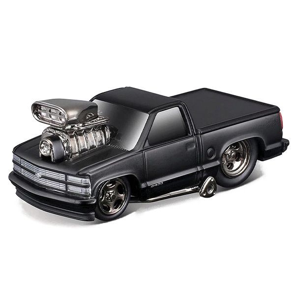 Muscle Machines 1:64 1993 Chevrolet 454 SS Pickup Blackout
