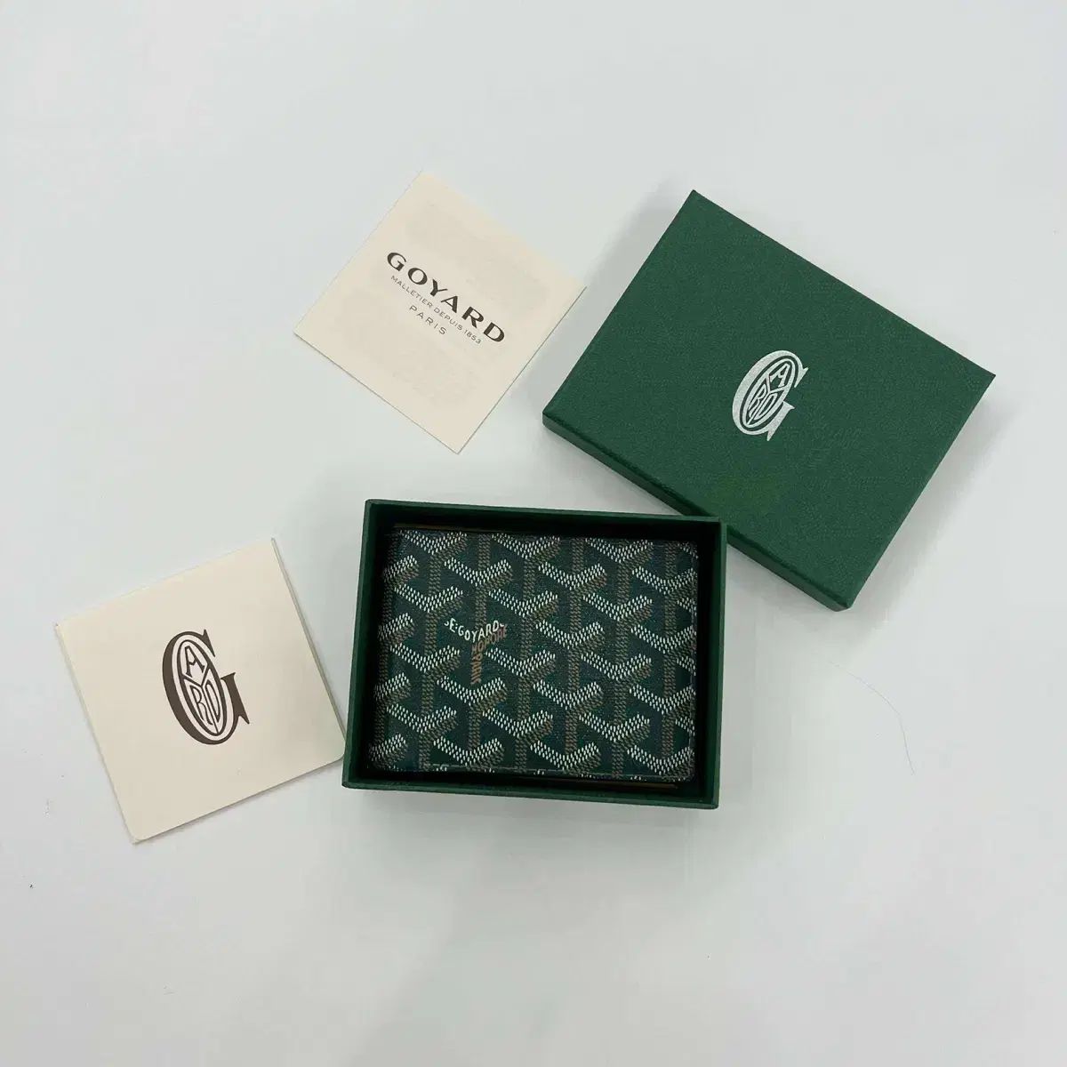 美品 GOYARD ゴヤール ヴィクトワール 二つ折り財布 スペシャル グリーン 正規品 Goyard(ゴヤール) ゴヤール ヴィクトワール 二つ折り財布