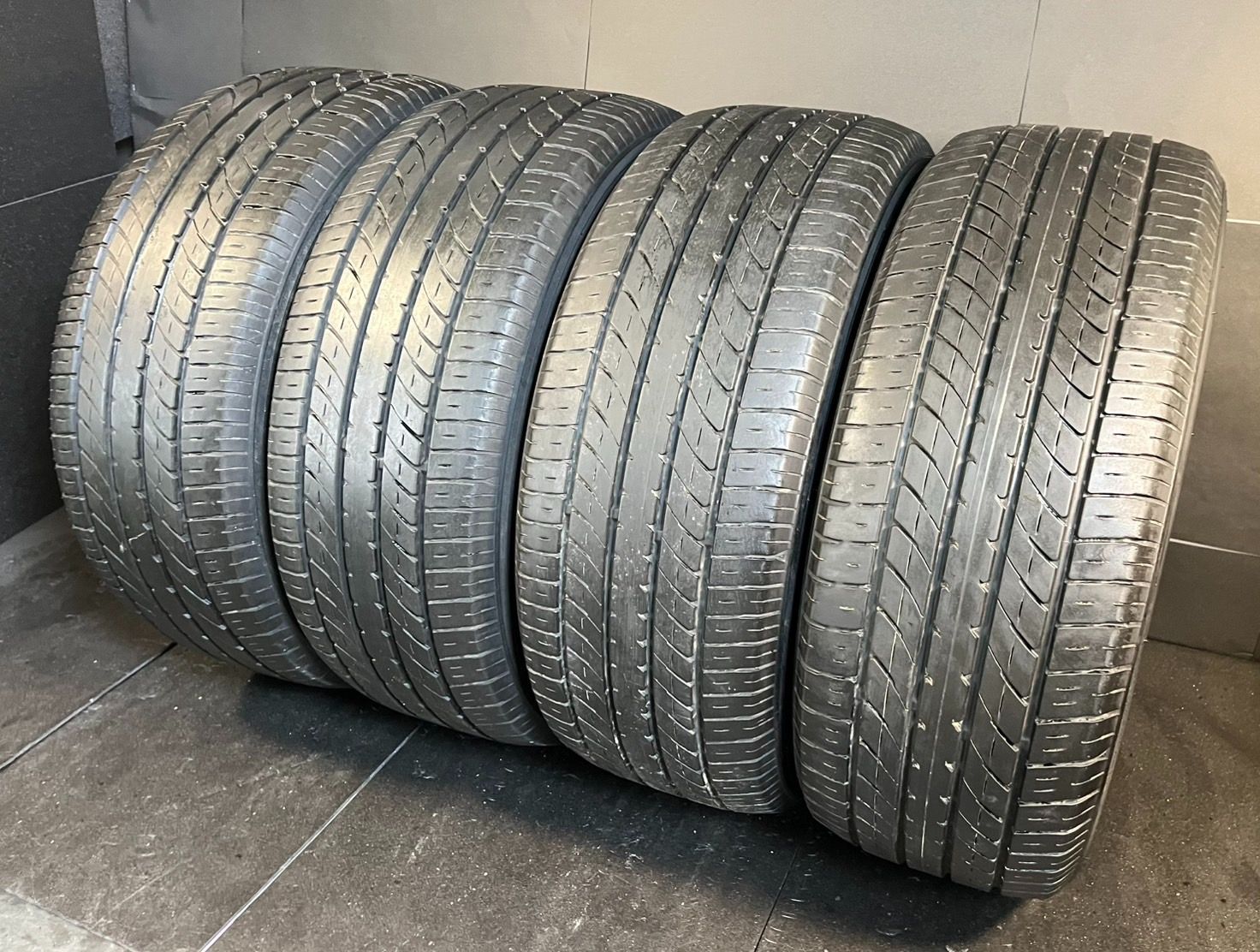 ヘラブナ様 送料込20年製TOYOトランパスR30 235\50-18 2本のみ ヘラブナ様 送料込20年製TOYOトランパスR30 235(-18 2本のみ