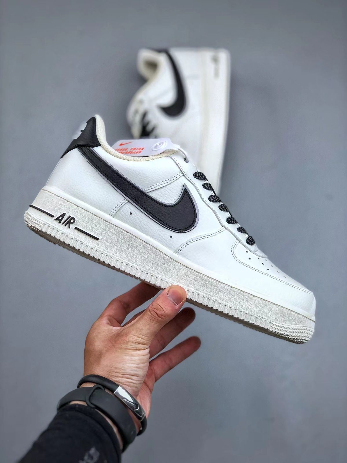 新品 NIKE ナイキ スニーカー ナイキエア フォース Nk Air Force 1‘07 Low メンズ レディース 男女兼用 並行輸入品