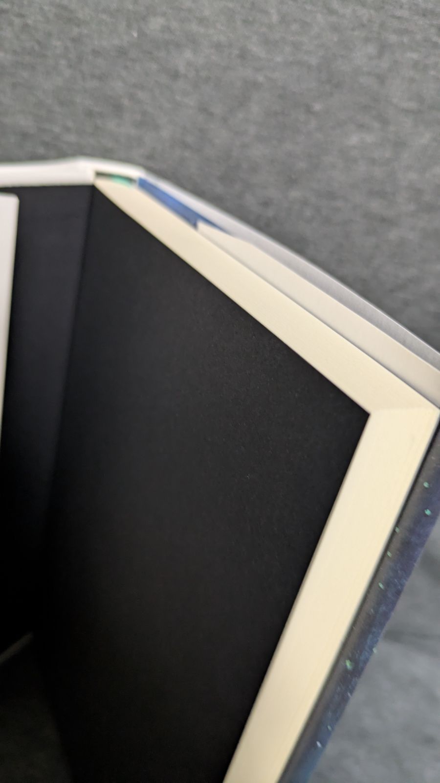 シベリア抑留者への鎮魂歌／富田 武 書評掲載『シベリア抑留者への鎮魂歌』（毎日新聞） - 株式会社