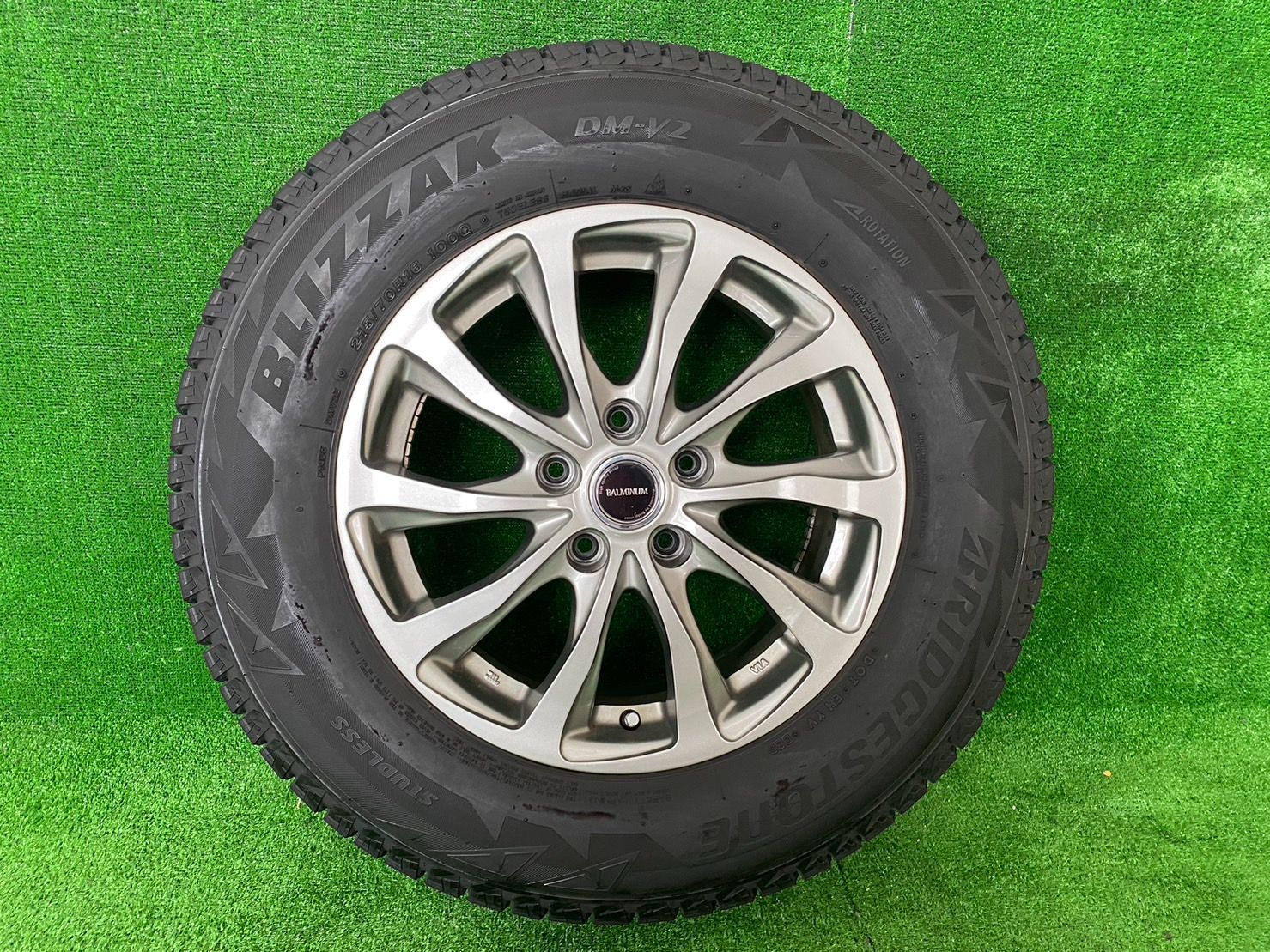 メール便送料無料05 デリカD5で使用 AUTO GREEN 215/70R16 - 通販