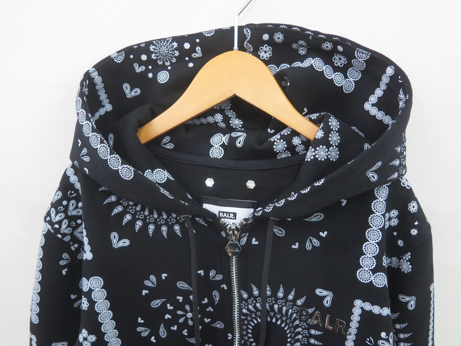BALR. ボーラー B1267.1024 Q-SERIES PAISLEY STRAIGHT ZIP HOODIE 