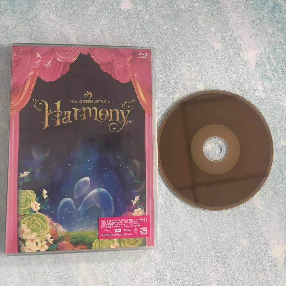 新品未開封 Mrs. GREEN APPLE on “Harmony”Blu-ray 盤 - メルカリ