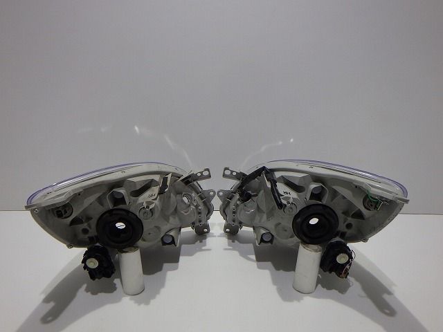 ミラ ヘッドライト左右