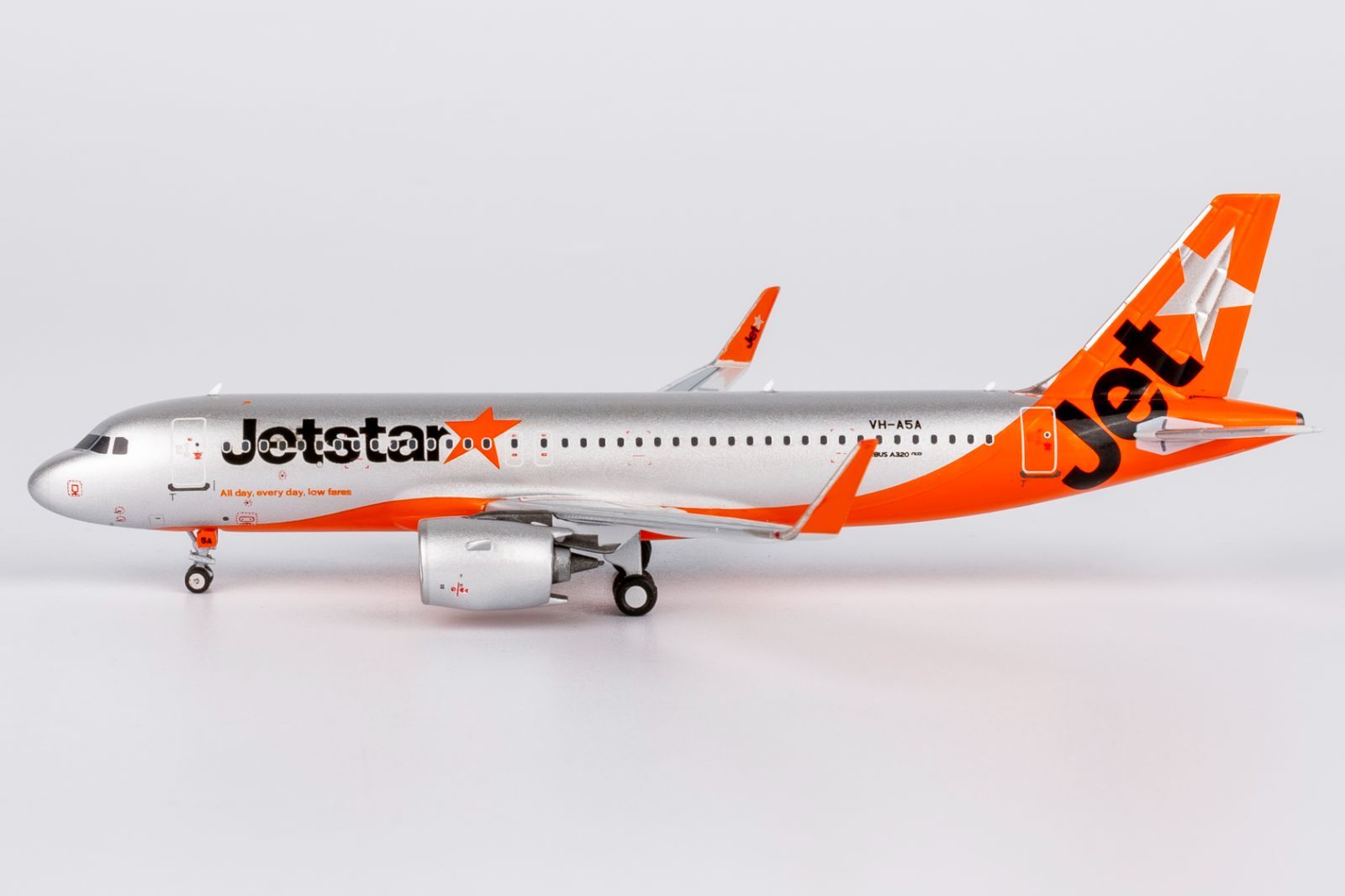 ジェットスター航空 A320neo VH-A5A 1/400 NGmodel ジェットスター航空 A320neo VH-A5A 1/400 15059 - メルカリ