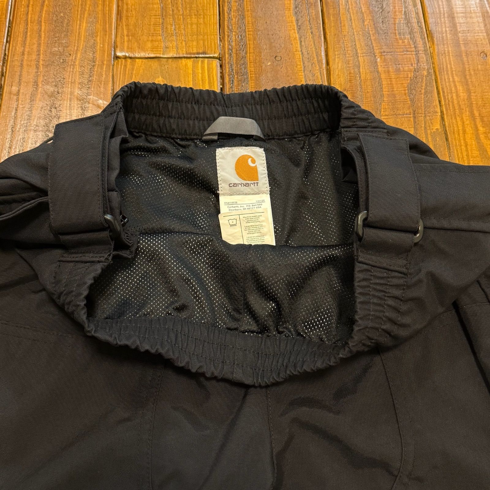Carhartt カーハート】ナイロン防寒パンツ ブラック 中綿入り Mサイズ 