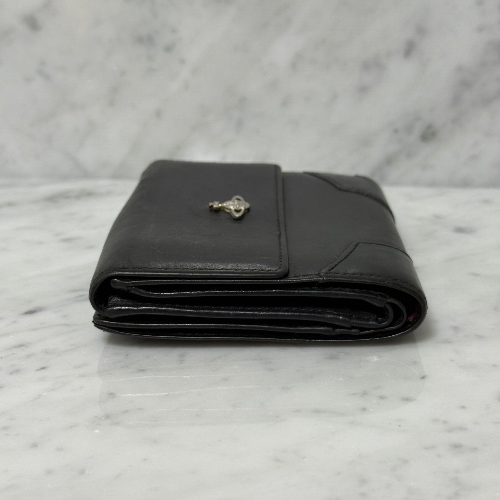 美品 Vivienne Westwood ヴィヴィアンウエストウッド 二つ折り財布 本