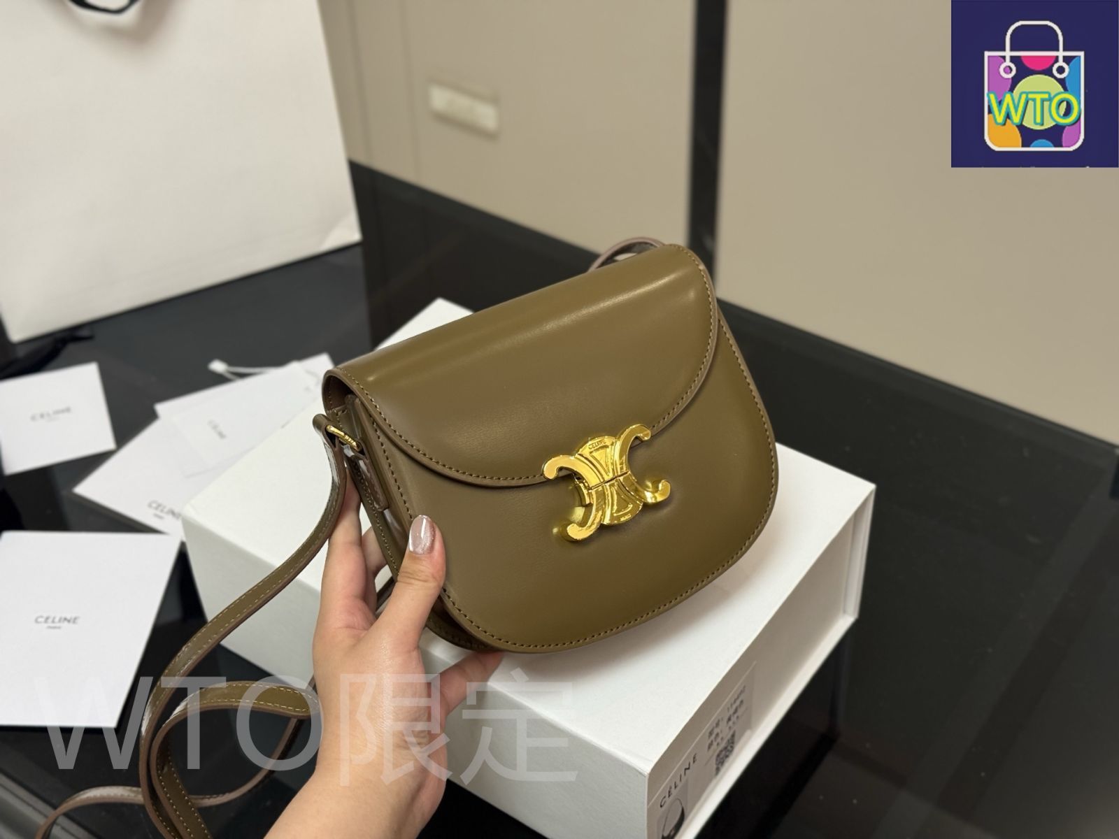 本物保証/関税なし/CELINE/トリオンフ トラウザーズ 残りわずか 楽天市場】CELINE セリーヌ カードケース トリオンフ 札入れ