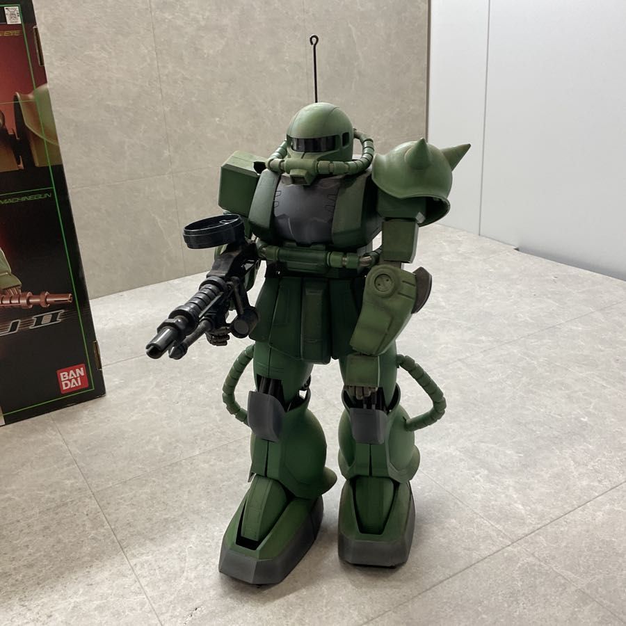 ジャンク BANDAI バンダイ RC テックロイド 機動戦士 ガンダム 量産型 MS-06F ザク 色彩済み 組み立てキット ラジコン