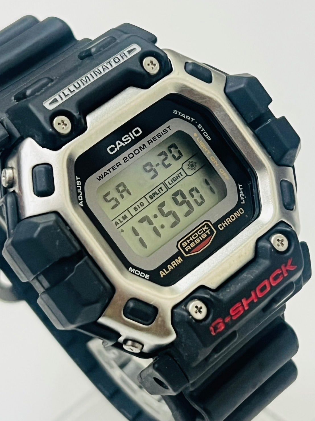 G-SHOCK ガンダム　DW8300 インラインホッキー【電池交換済】 電池交換済】G-SHOCK Gショック インラインホッキー 2代目