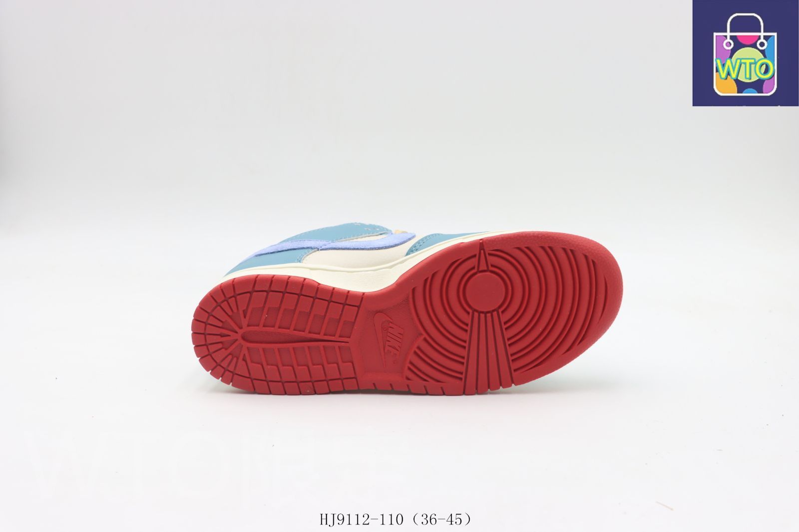 ボードシューズ