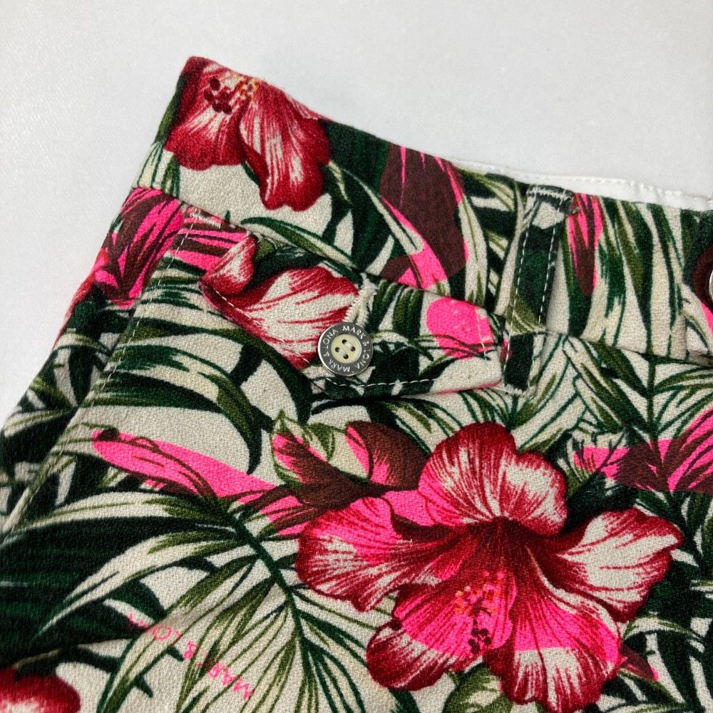 サイズ：S MARK&LONA マークアンドロナ ハーフパンツ ハイビスカス 総