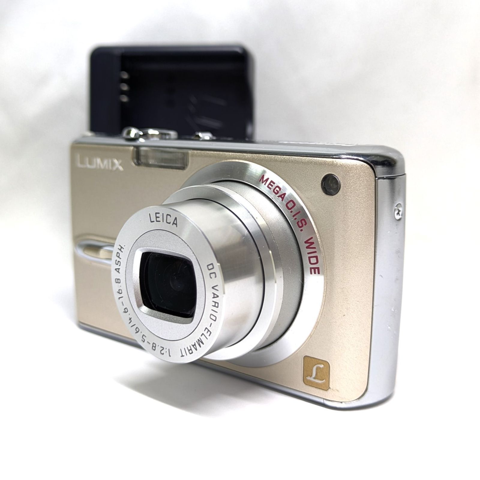 動作品 パナソニック DMC-FX07 LUMIX デジタルカメラ 動作OK! パナソニック/Panasonic デジタルカメラ LUMIX DMC-FX07