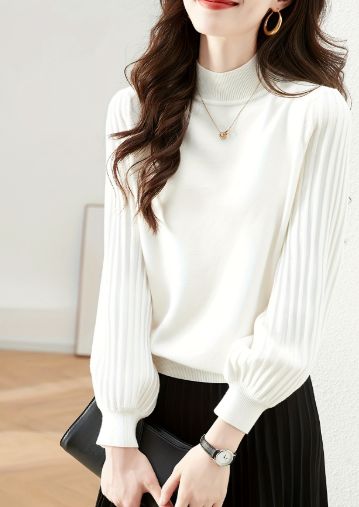 ホワイト レディース ニット ブラウス トップス 長袖 プリーツスリーブ ハイネック 上品 きれいめ 通勤 オフィス カジュアル