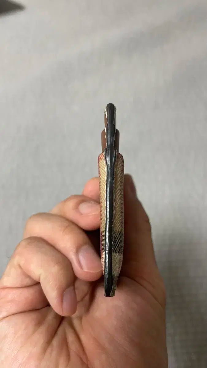 ✟