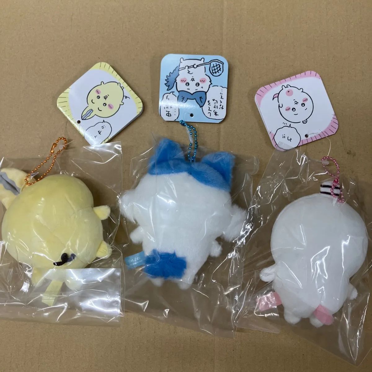 ちいかわ パラレルワールド ぷちミニマスコットちいかわ・ハチワレ