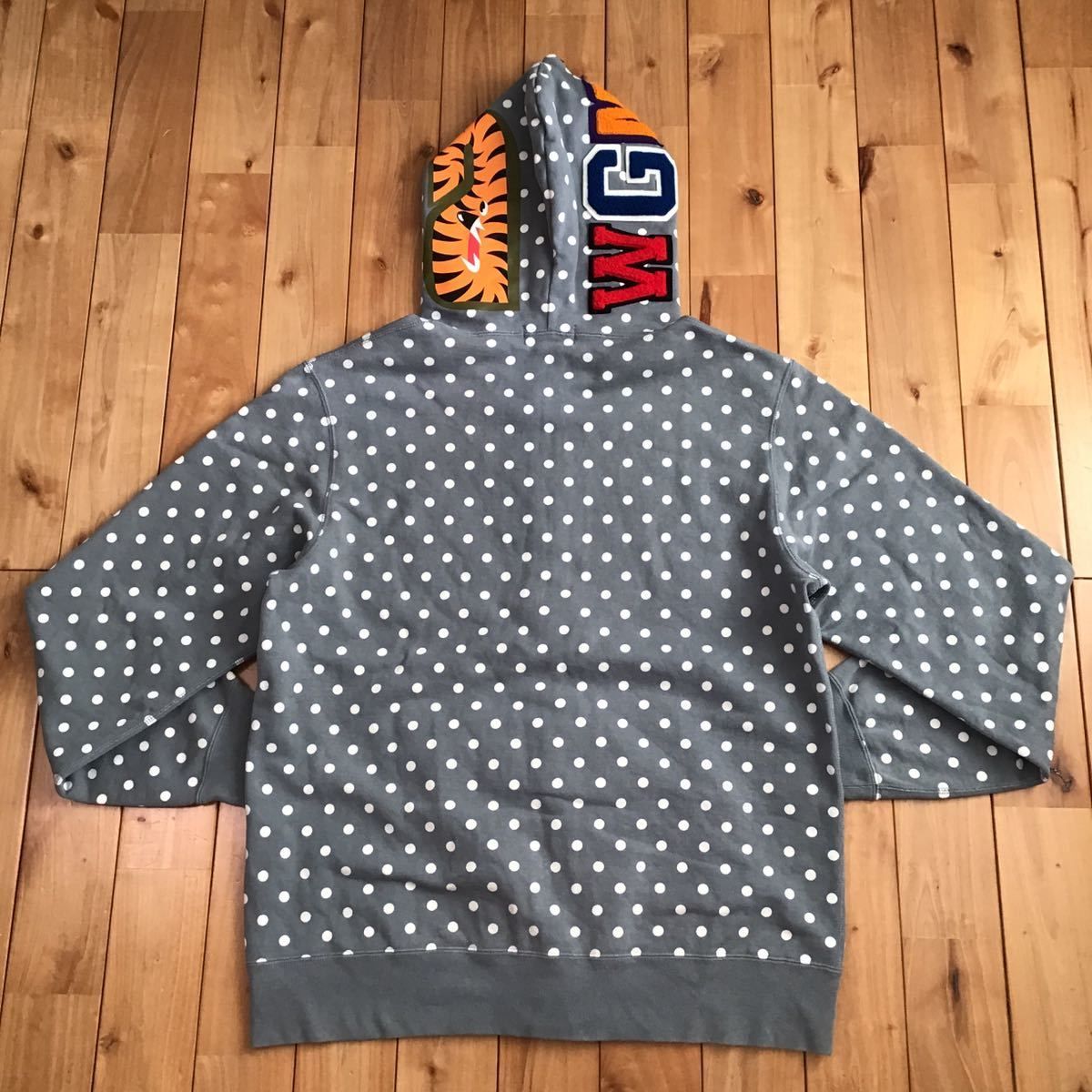 ポ*様 a bathing ape 水玉柄 シャークパーカー Mサイズ A BATHING APE（パーカー）のフリマアイテム一覧