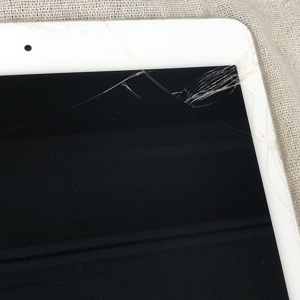 ◇ジャンク品・本体のみ◇【3点セット・SIMロック解除済】Apple iPad