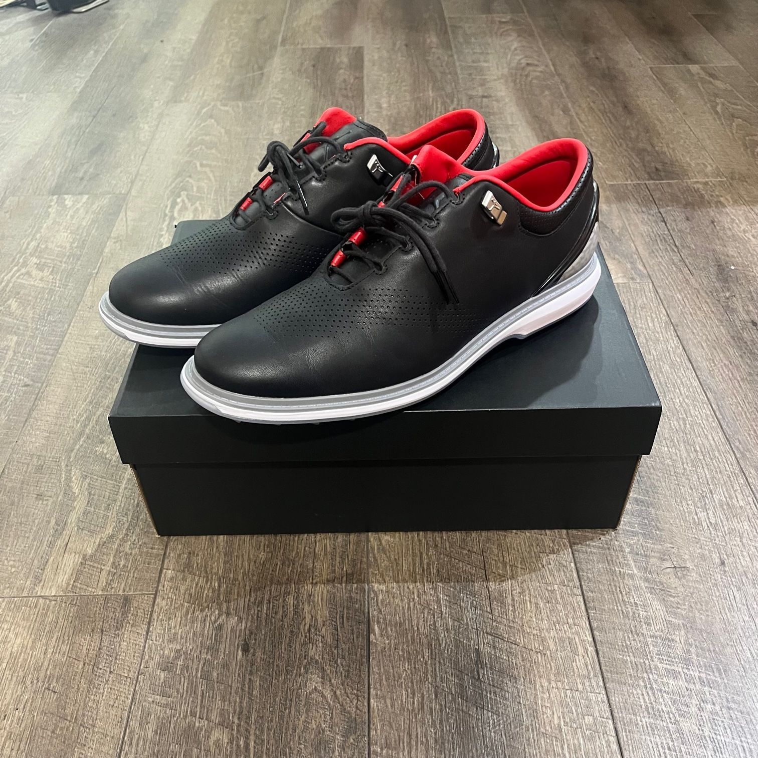 美品 NIKE JORDAN ADG 4 DM0103-015 DM0103-015 ゴルフシューズ 
