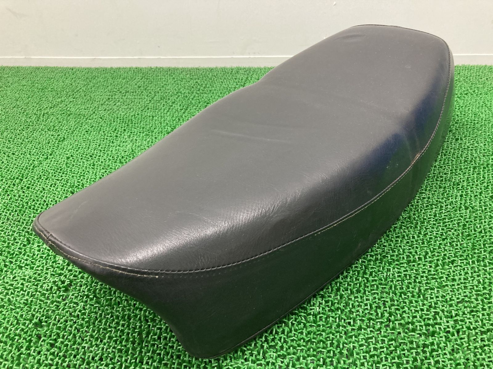 SR400 RH01J 純正シート YAMAHA sr400？ 純正シート 希少品 YAMAHA