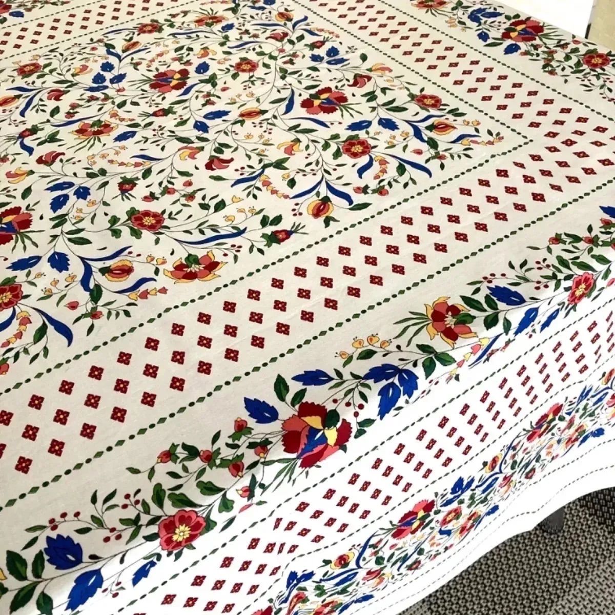 テーブルクロス160x230 コットン赤花柄 南仏プロヴァンス直輸入