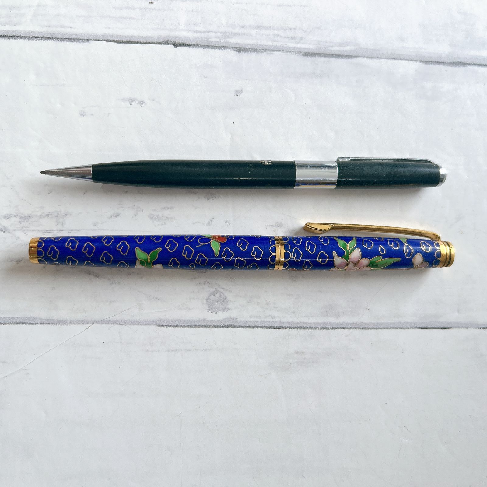 PILOT 花柄 万年筆 & シャーペン 昭和当時物 未使用品 ヴィンテージ PILOT繰り出し式シャーペン・花柄万年筆 七宝焼き レトロ