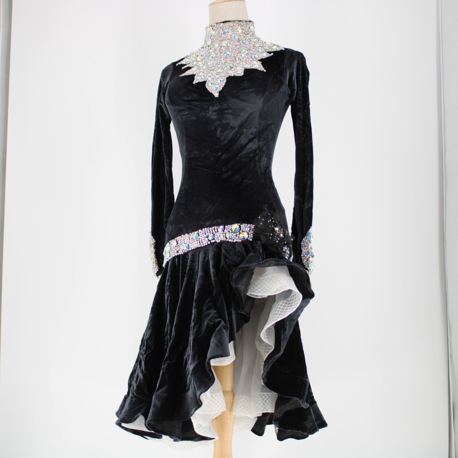 社交ダンス ラテンドレス ベロア素材 ブラック 社交ダンス ラテンドレス ベロア素材 ブラック