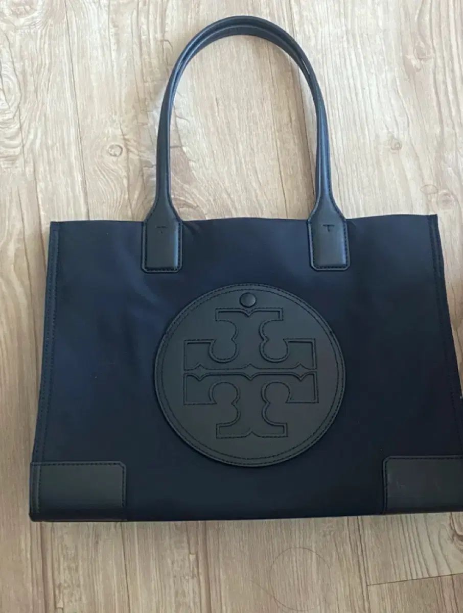Tory Burchトリーバーチ ブラック レザー スエード ビジネスバッグ Tory Burch(トリーバーチ) ショッパーバッグ ブラック - メルカリ