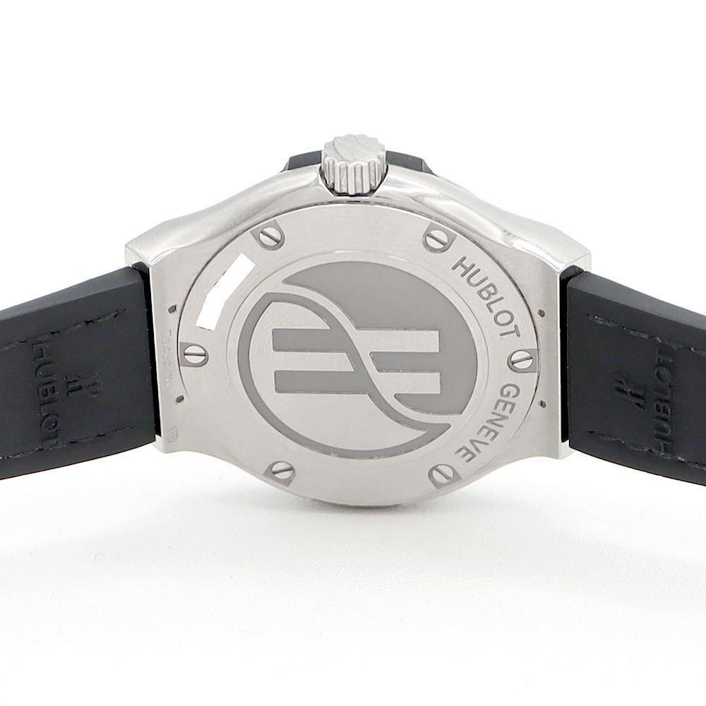 電池交換済 HUBLOT ウブロ クラシックフュージョン チタニウム 581.NX.7071.LR デイト 100m防水 グレー Ti チタン 純正ベルト 純正尾錠 レディース クォーツ【6ヶ月保証】【腕時計】【中古】 HUBLOT - 電池交換済 HUBLOT ウブロ クラシックフュージョン