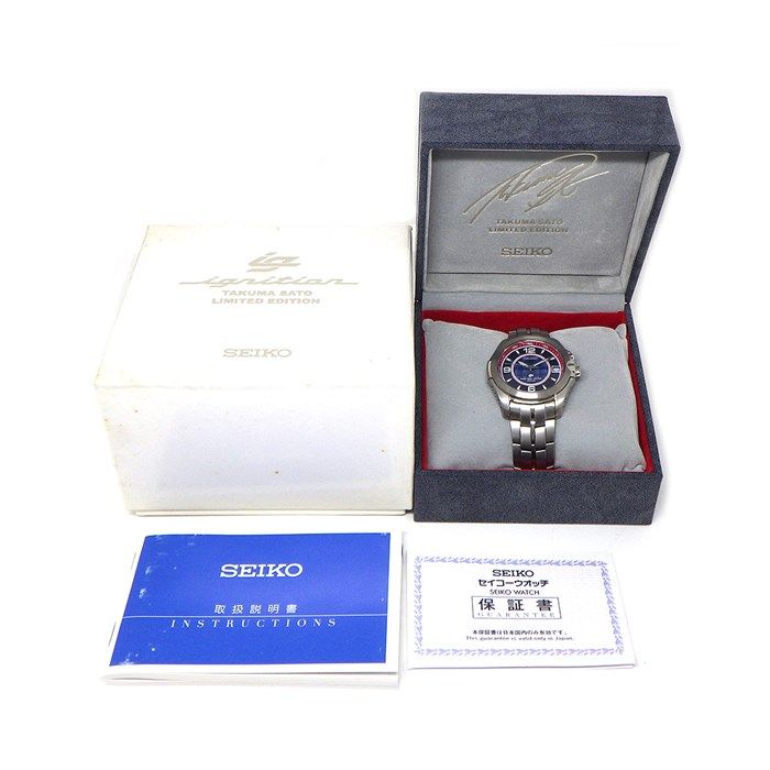 セイコー SEIKO 腕時計 イグニッション SBHS013 佐藤琢磨 3000本限定モデル カレンダー ブルー/レッド 文字盤 チタン ソーラー 【箱・保付き】 セイコー SEIKO 腕時計 イグニッション SBHS013 佐藤琢磨 3000本限定