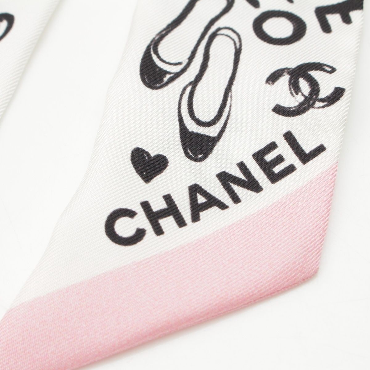 ホワイト×ピンク