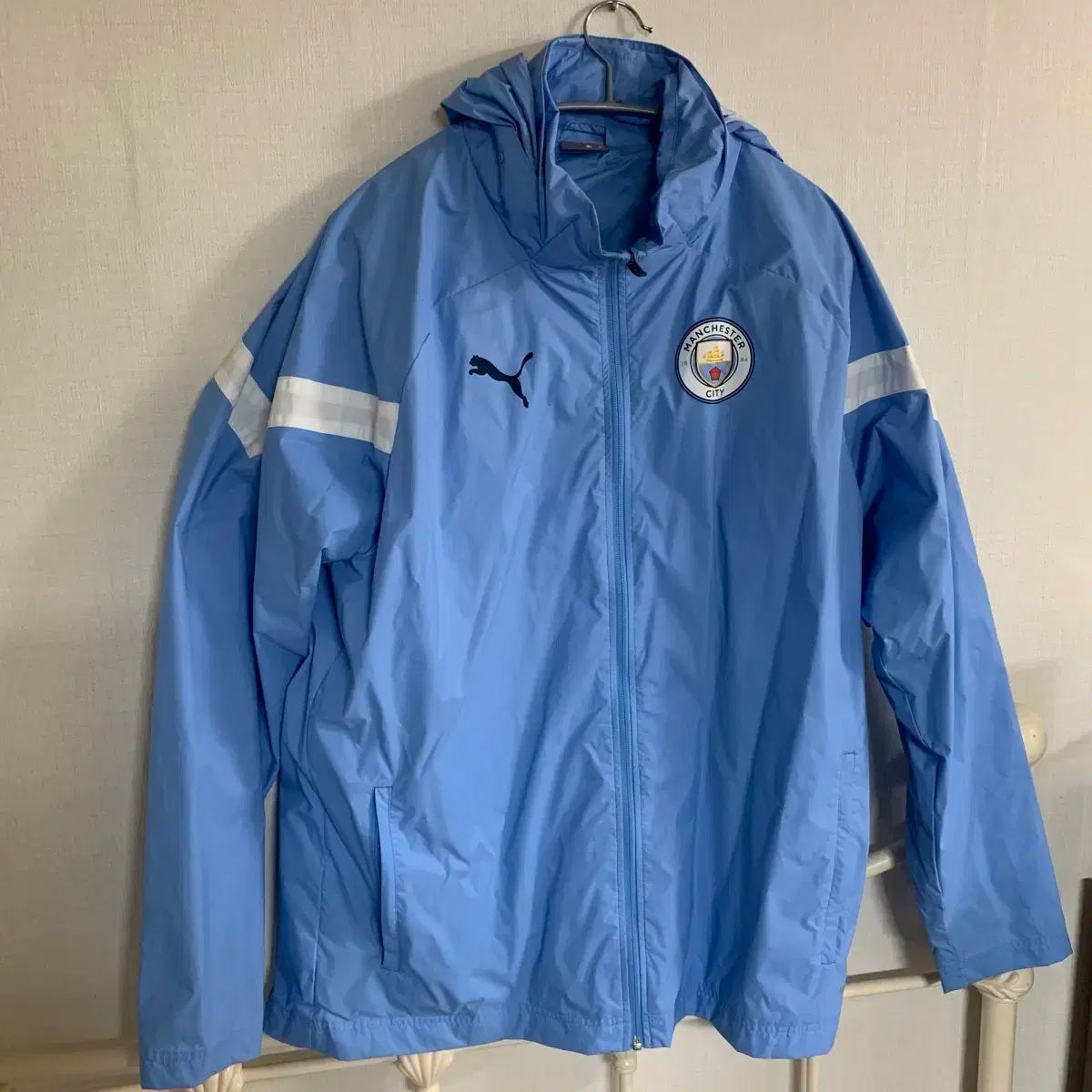 販売済み マンチェスター シティ ウィンドブレーカー Nike