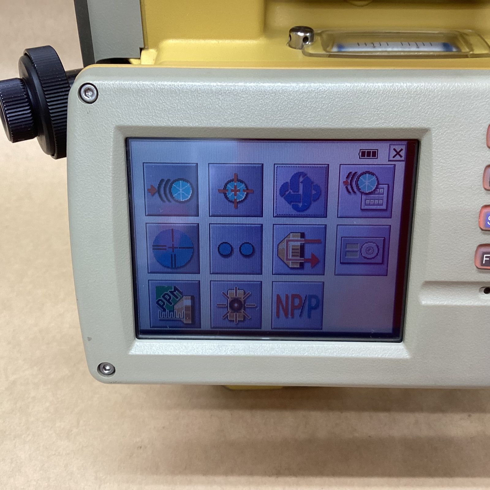 モータードライブ自動追尾|自動視準トータルステーション GPT-9005A