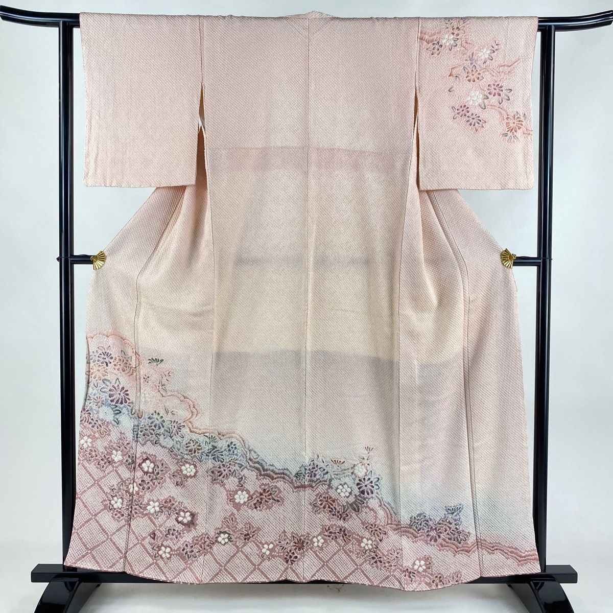 訪問着 身丈156.5cm 裄丈62.5cm S 袷 草花 雲文 絞り 薄ピンク 正絹 秀品