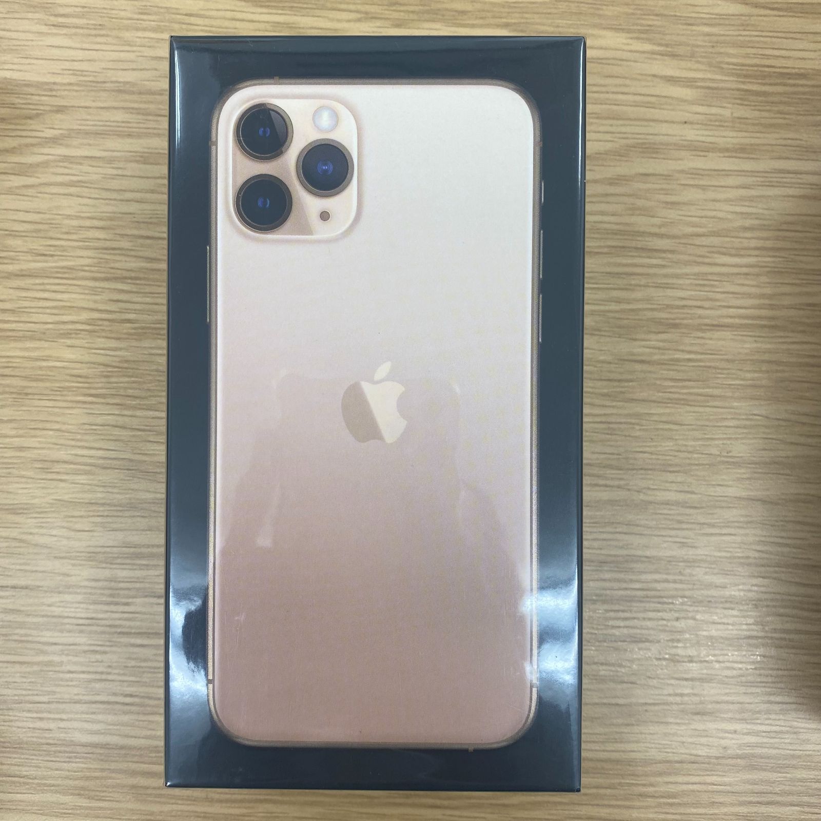 iPhone 11 Pro256GBゴールドSIMロック解除済み - メルカリ