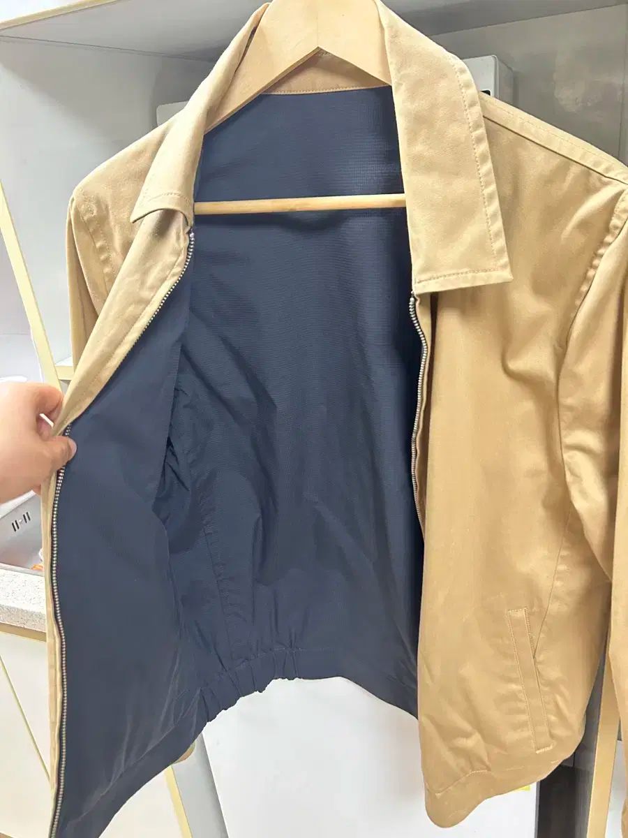 ブルゾン