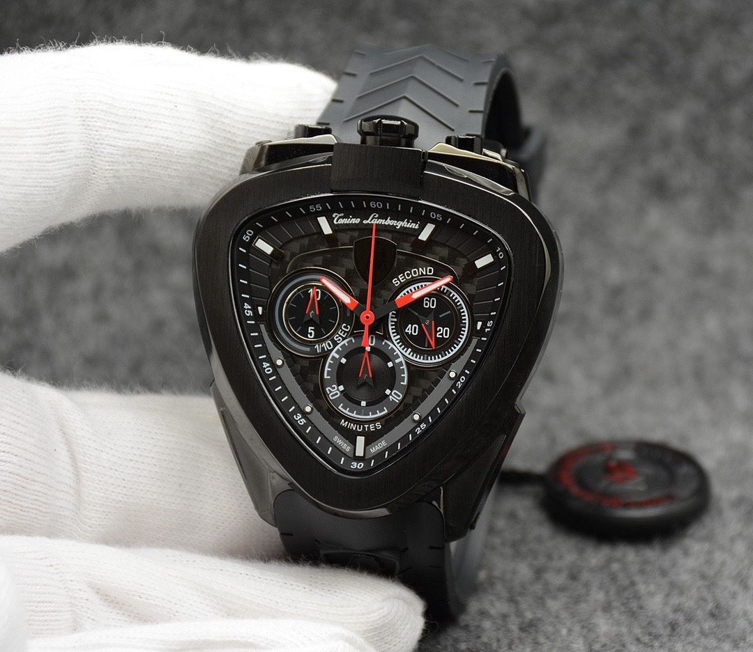 トニノランボルギーニ トライアングル型 腕時計 100M防水 黒赤 稼働品