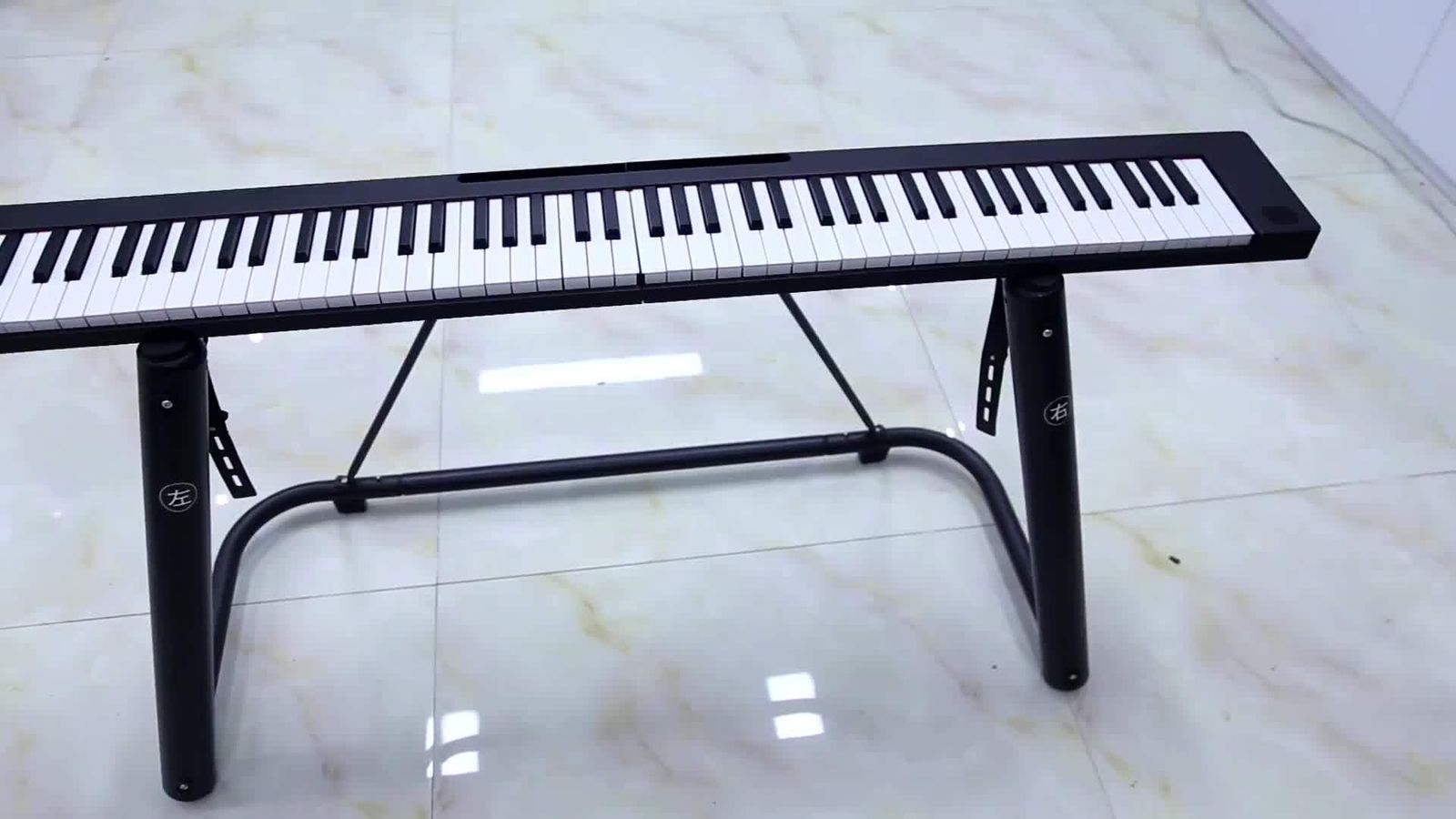のための音楽キーボード｜LEDディスプレイキー