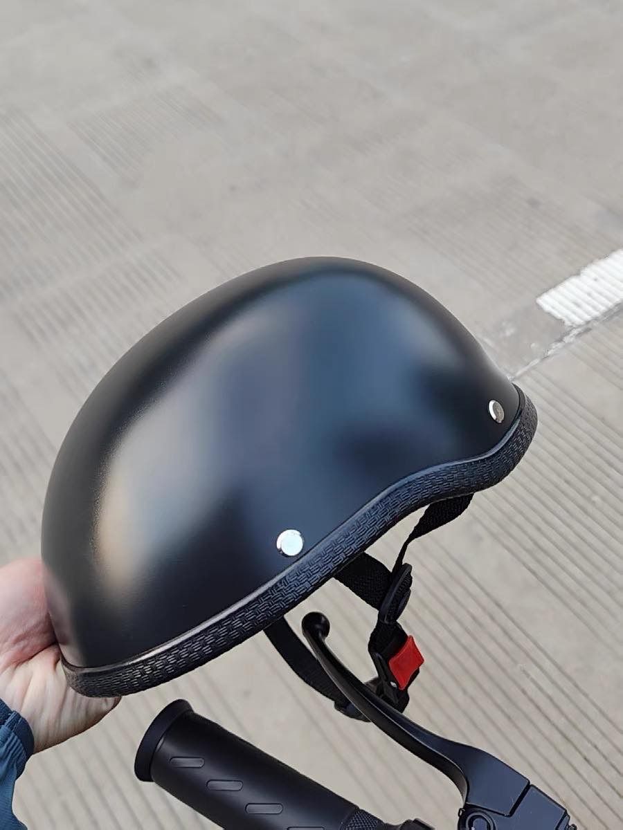 ダックテールヘルメット マットブラック フリーサイズ 装飾用 ダックテールヘルメット マットブラック フリーサイズ 装飾用