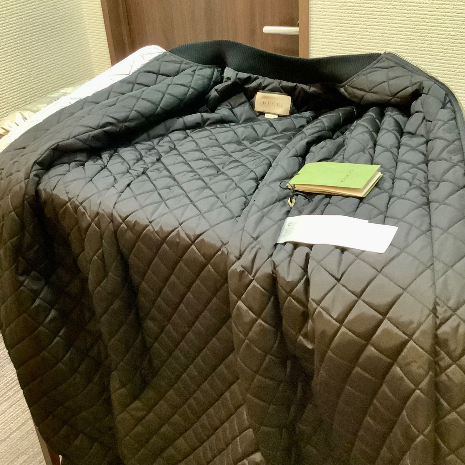 グッチ GUCCI 24AW メタリック 中綿 コート ブルゾン ジャンパー