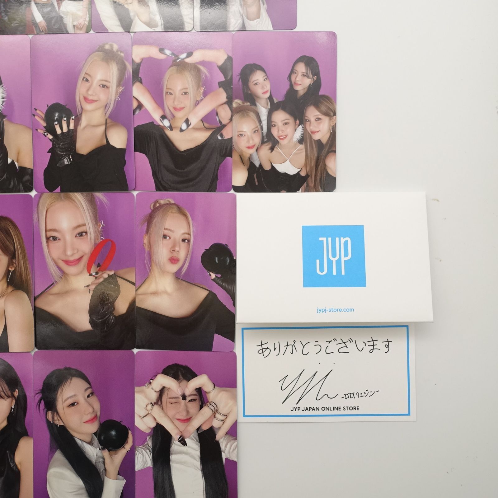 ITZY RINGO アルバム 初回盤 B 封入 トレカ 27種コンプ New ITZY RINGO First Limited Edition Type B CD Booklet